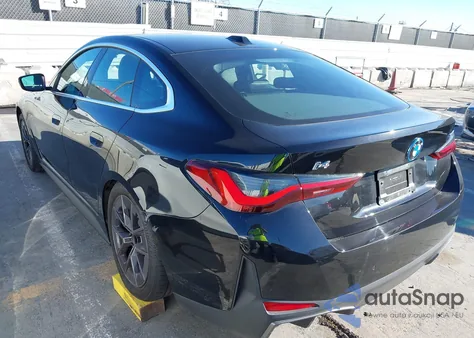 2024 BMW I4 Gran Coupe Edrive35 z USA, uszkodzony, nr VIN WBY43AW02RFS96217